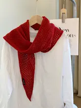上質な無地ニット三角スカーフ【透かし編み・シンプルデザイン・女性用】