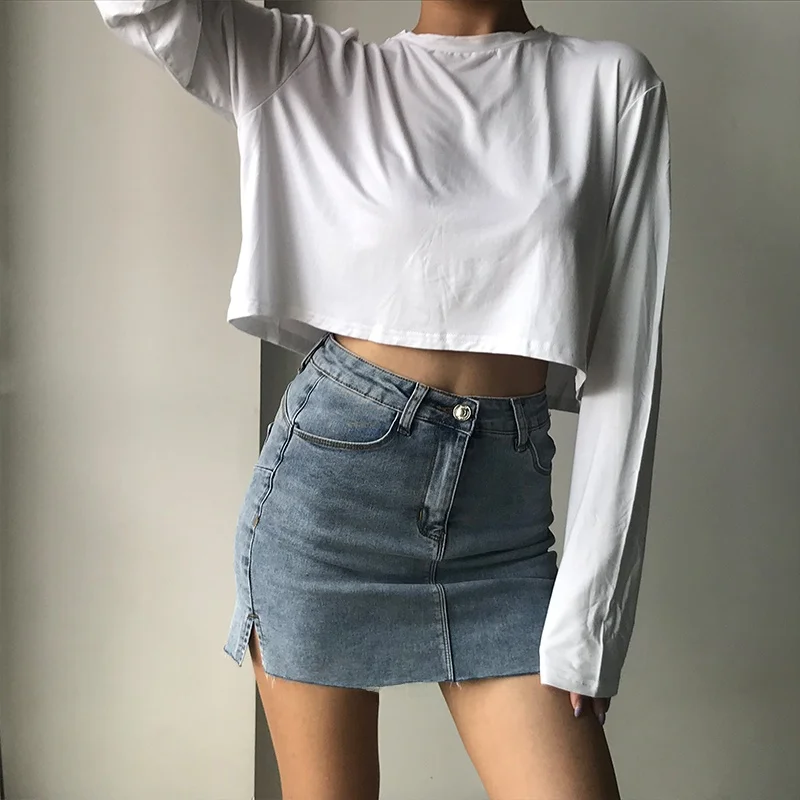 低身長でぽっちゃりの男性が着て差がつくコーデは？シンプルなTシャツの選び方を解説