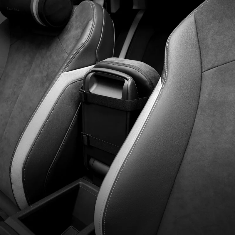 MPV シート アレンジで悩むなら、アームレストマットが解決する理由は？