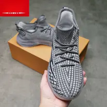 通気性メッシュのランニングシューズ【軽量・柔らかいソール・ローカット】