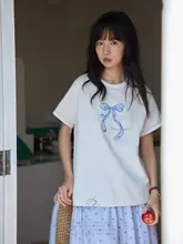 リボン刺繍入り短袖Tシャツ【ルーズフィット・白色・女性用】