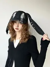 個性的なウサギ耳デザインのチェーン付きキャップ【春秋用・ファッション】
