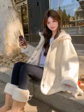 米白色フード付き 羊羔毛コート【女性用・冬用・ゆったりデザイン・厚手】