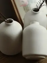 アンティーク調の小さな陶器花瓶【デスク装飾用・ドライフラワー対応・テーブルデコレーション用】