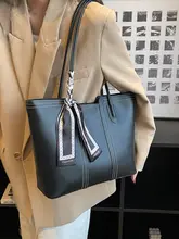 大容量レディーストートバッグ【ショルダーストラップ・軽やかで洗練されたデザイン】