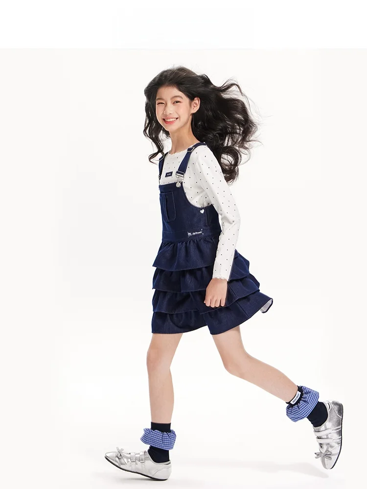 2歳 女の子 服 おしゃれ どんなのがいいか？レトロなデニムスカートが解決する理由