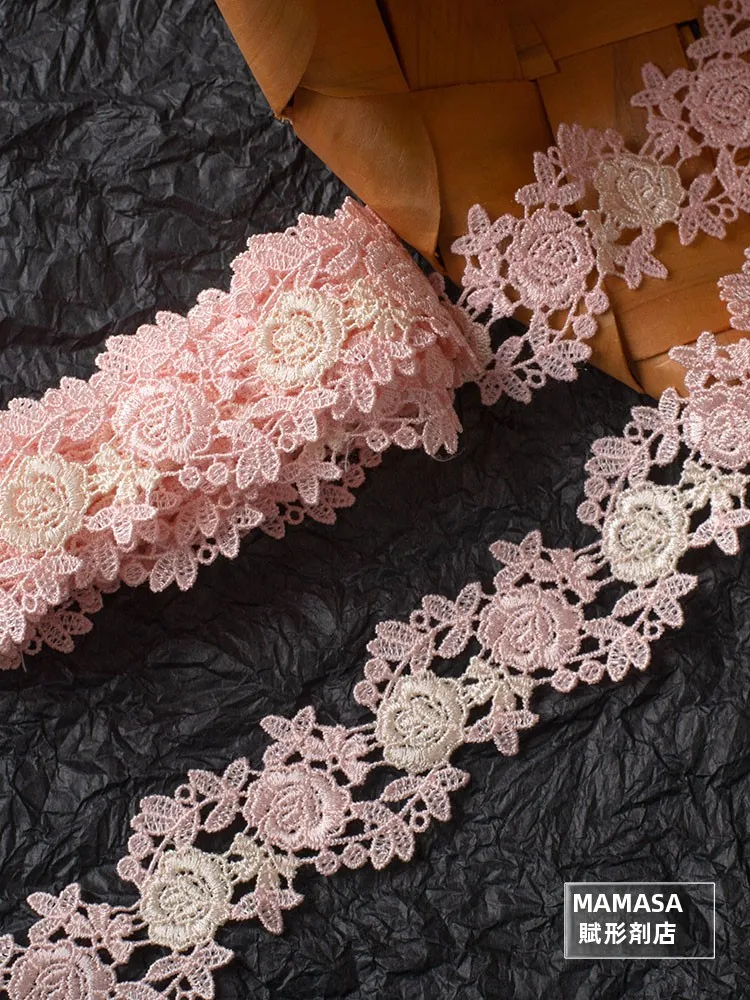 幅広のピンクポリエステル刺繍レース：DIY手芸とアパレルデコレーションに最適な素材とは