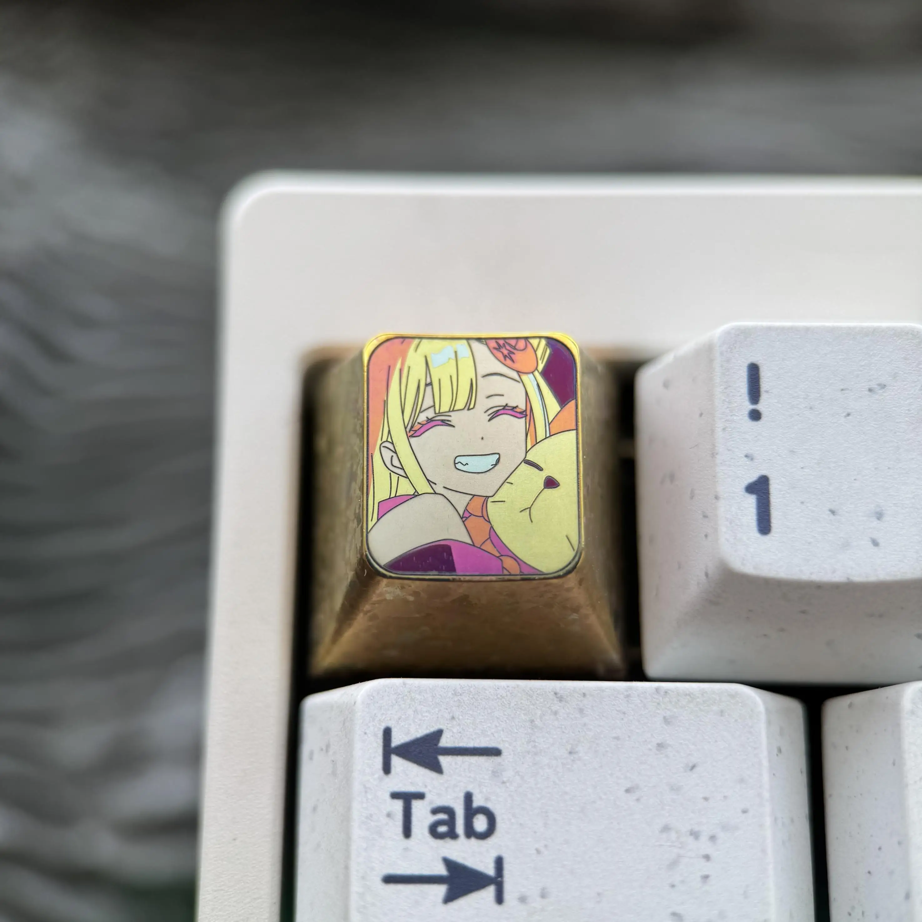 Bluetoothキーボード かわいい ってどう選ぶ？輝夜姫デザインのチタンキーボードが注目する理由
