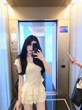 温かみのあるデザインのフラワーレースニットトップス【薄手・透かし編み・フレンチスタイル】（セットアップ対応）