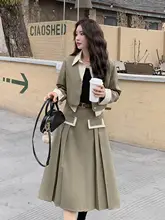 した雰囲気のスーツスタイル【春秋・フェイクツーピース・シャツ風トップス・ワイドパンツ】（セットアップ対応）