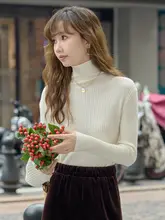 高リブニットハイネックトップス【ソフトな手触り・スリムフィット・秋冬用・レディース】