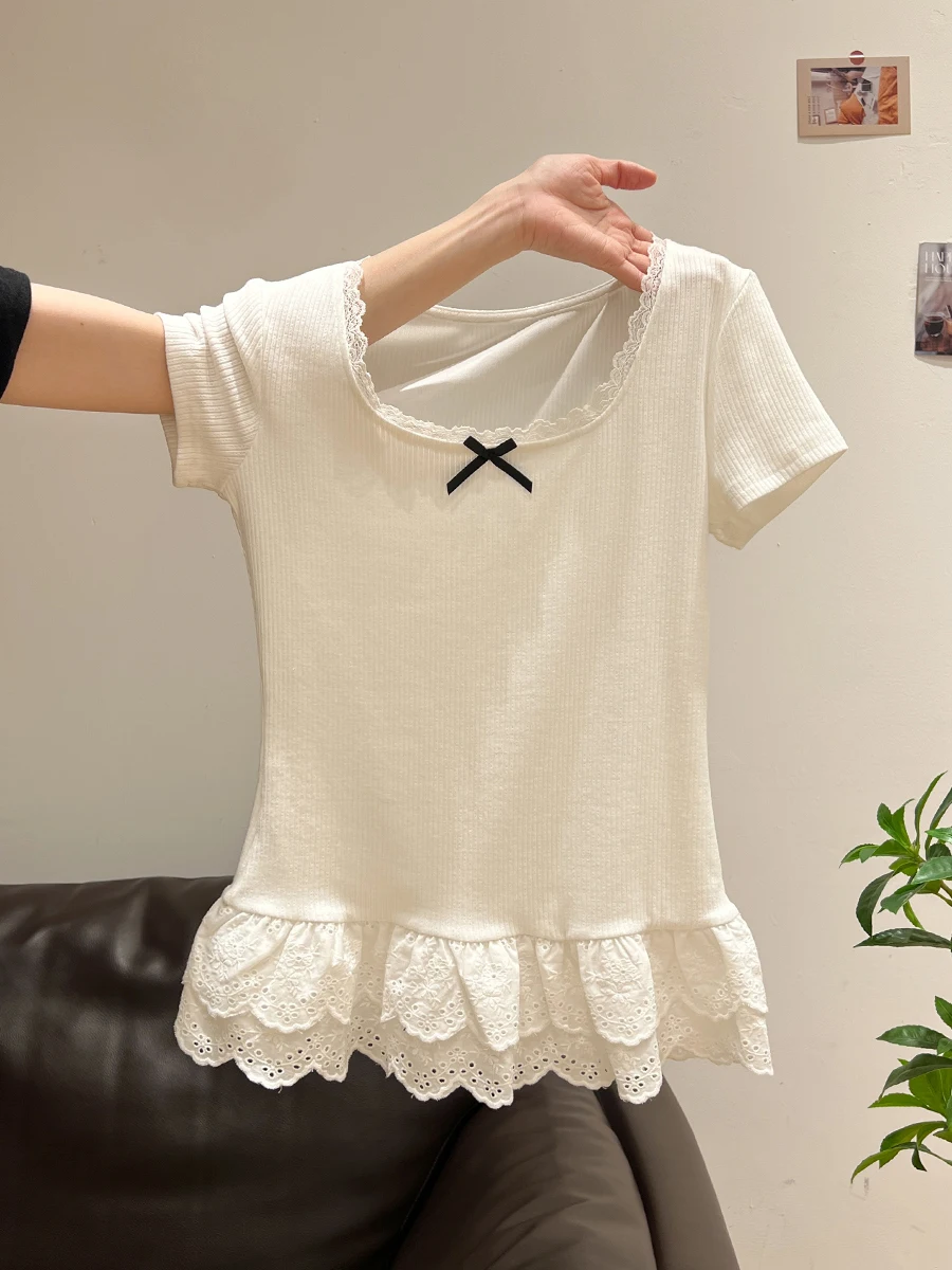 ドローストリングトップス メロウフリルトップス：レースフリルデザインの短袖Tシャツの実用性と選定ガイド