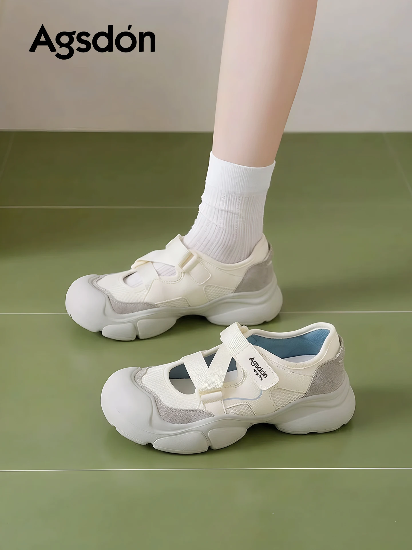 スポーツ用マリージェン女性靴：夏用厚底モデルの通気性と軽量設計を実証