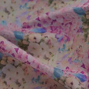 コットン長絨織物のプリント生地【幅広デザイン】：通気性と耐久性を両立した日常着用生地の選定ガイド