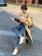 開叉デザインのストレートデニムパンツ【女性用・ハイウエスト・スリムフィット・小柄対応】