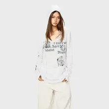 2色使いのストライプデザインフード付き長袖Tシャツ【カジュアル・日焼け対策】