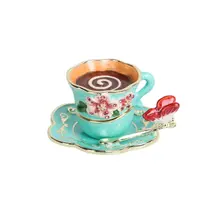 ロマンティックなデザイン！エナメル装飾の蝶と花のコーヒーカップ【インテリア小物・合金製】