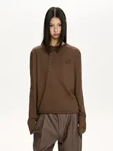ビンテージ風ショート幅広長袖Tシャツ【不規則デザイン・ボタン付き・ラウンドネック・スリム効果】