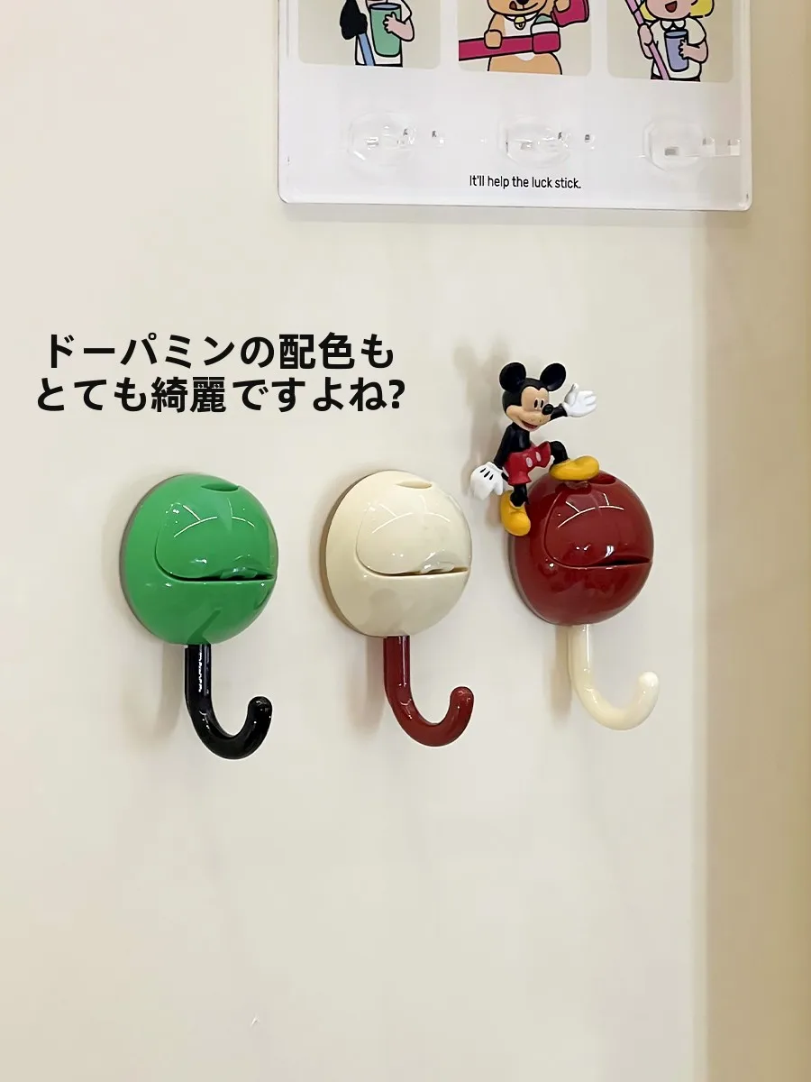 玄関にぴったりのウォールハンガーはどこで買える？ハラダラスクとパングッズの違いを知れば、汎用品選びもスムーズに！
