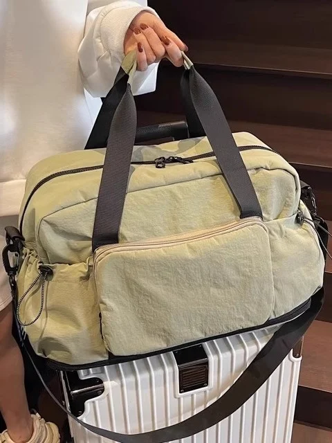 軽い旅行カバンを選ぶときに迷うのは、本当に「軽さ」だけなのか？