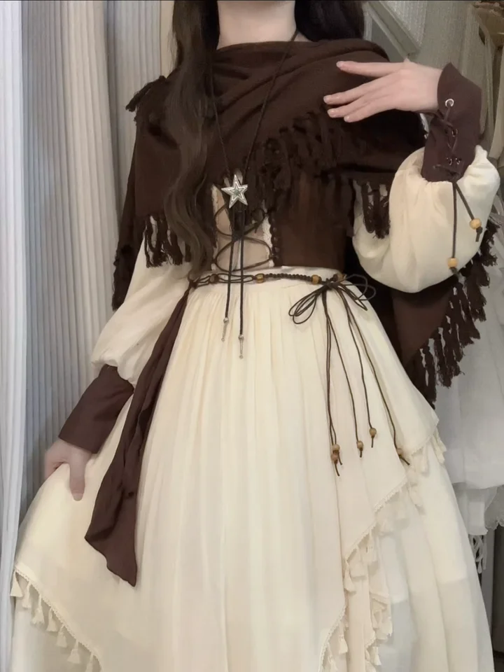 オリジナルデザインの流浪の魔女風ワンピース【ハロウィン・ロリータ・秋冬・廃墟風】