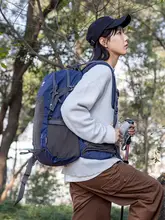軽量の防水登山用リュックサック【ハイキング・女性向け・浮遊型デザイン・大容量】