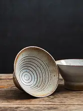 レトロデザインの手作り陶器スープボウル【厚手・高脚・ストライプ模様・家庭用】