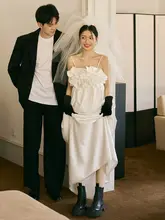 法式キャミソールデザインの軽やかなホワイトサテンドレス【婚礼・お呼ばれ・エレガント】