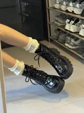 レトロな厚底マーチンブーツ【女性用・英倫風・レースアップ・ショートブーツ】