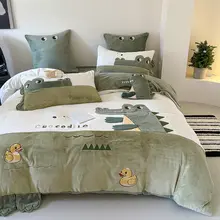 子供用カートゥーンデザインのミルクベルベット四点寝具【コーラルベルベット・アリゲーターダック刺繍・男の子向け】（セットアップ対応）