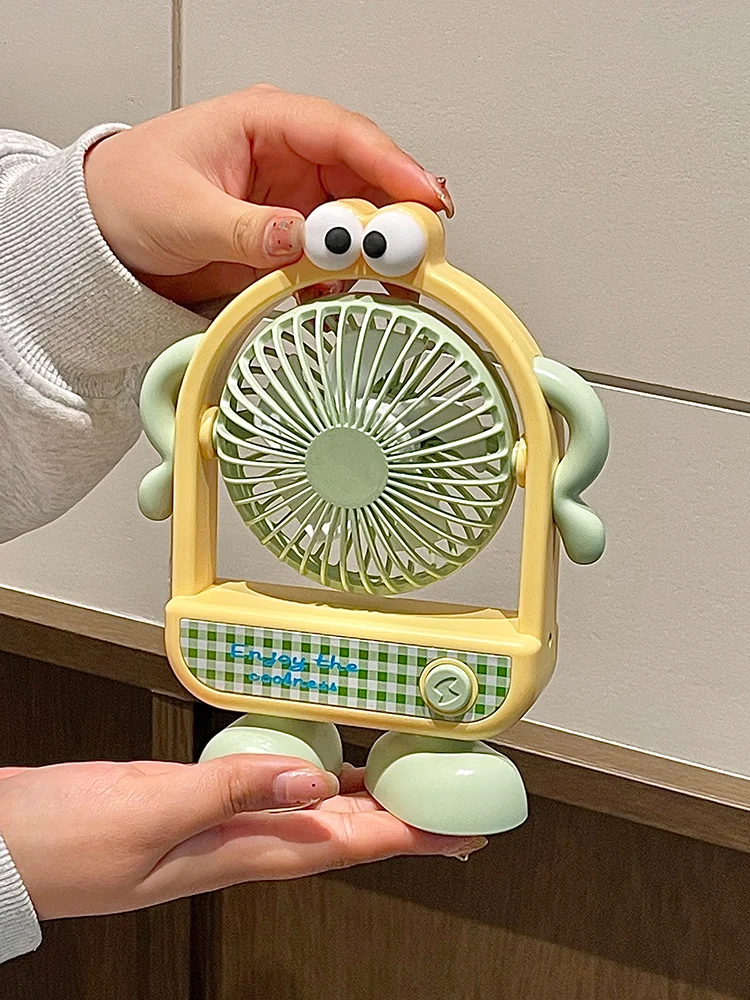 デスクトップミニファン JJ5667：静音・USB充電タイプのオフィス向け冷却ファン