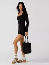 LORNA JANE ヨガ用アクティブウェア【胸パッド付き・女性用・フィットネス・一体型】