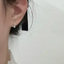 925銀製ピアス【星形・パール・個性的デザイン・エレガントな雰囲気】