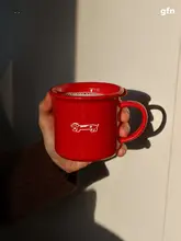 goodfornothing 紅い犬の陶器製マグカップ【ミルク・コーヒー用】