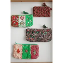 バッグチャーム ミニポーチ エジプト風 ビーズ刺繍 レッド イヤホン カード アクセサリー 収納