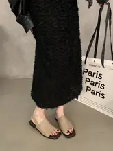 女性用 平らな底のサンダル【夏用・ローマ風・レトロデザイン・外出用】