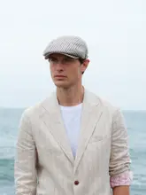 ストライプデザインのキャップ【軽やかで防晒効果・アウトドア用】
