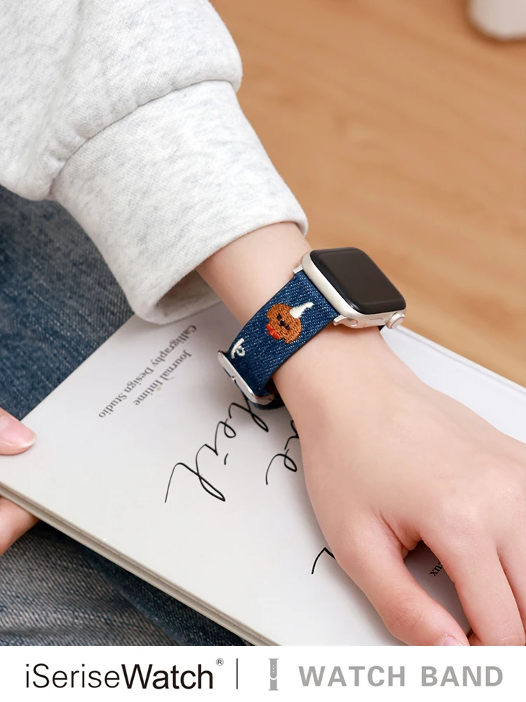 Apple Watchのバンド選びで迷う？愛らしい犬の刺繍レザーバンドが通勤・デートで輝く理由とは？