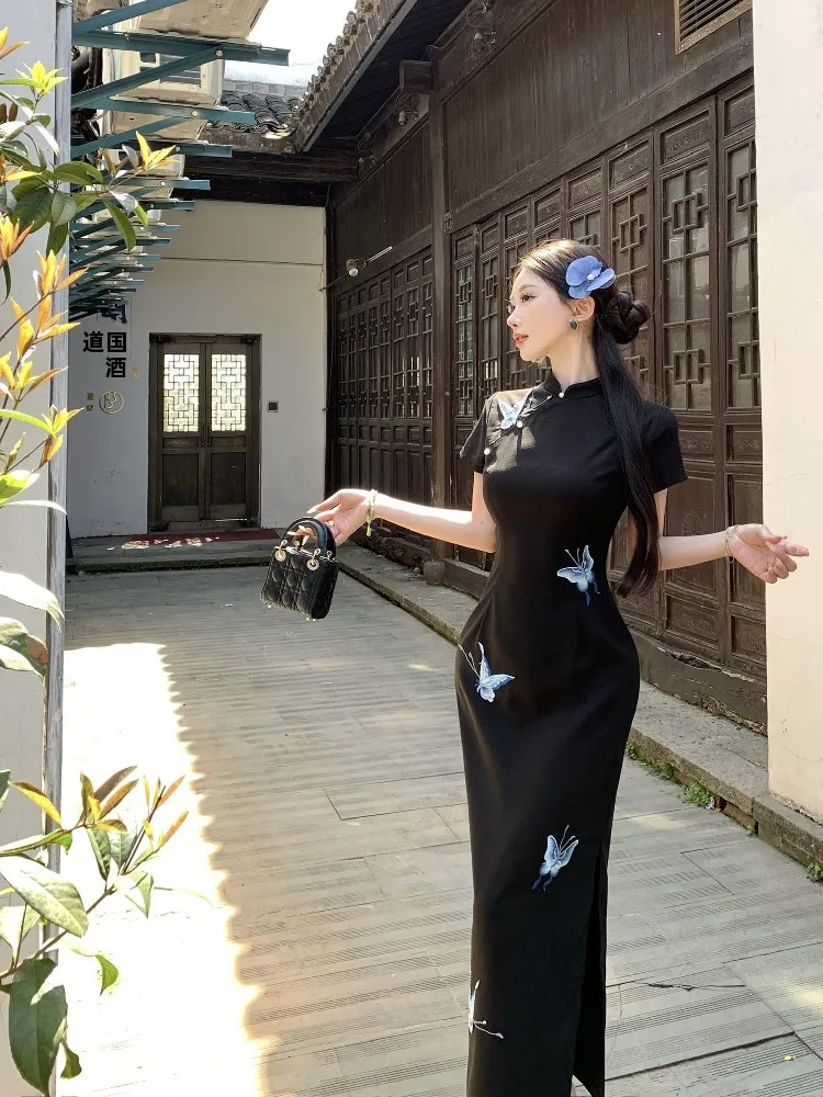 春に着る上着の選び方は？5選で季節の軽さと美しさを実感する