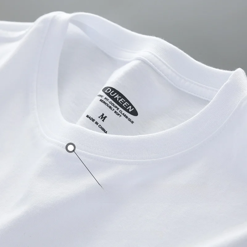 春服 メンズ 通勤スタイル完全ガイド　ノースリーブTシャツの選び方とコーデ
