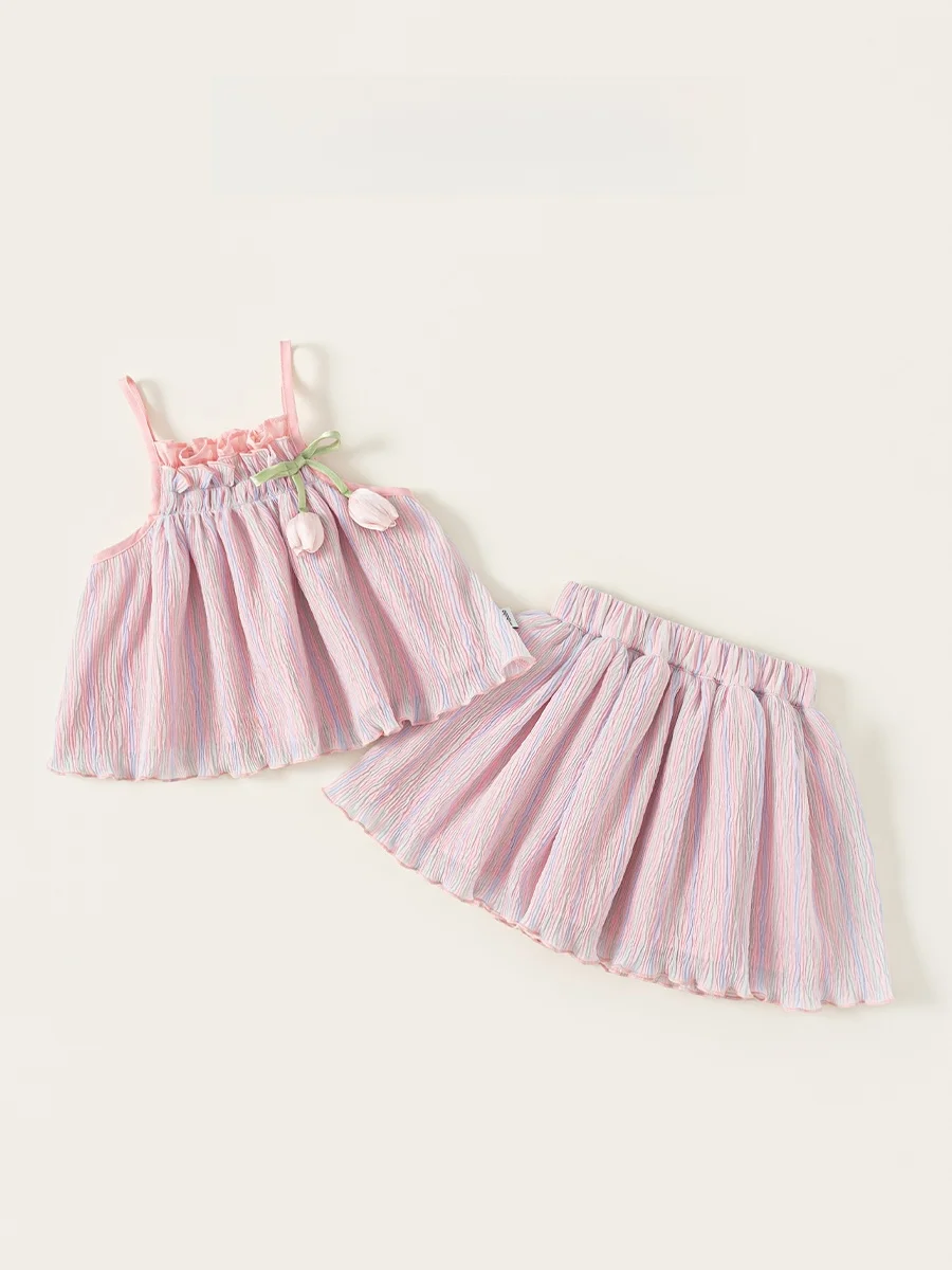 女の子 赤ちゃん 服 どう選ぶ？甘いレースとフラワーデザインが夏を彩る、通気性とおしゃれを両立したセットアップとは