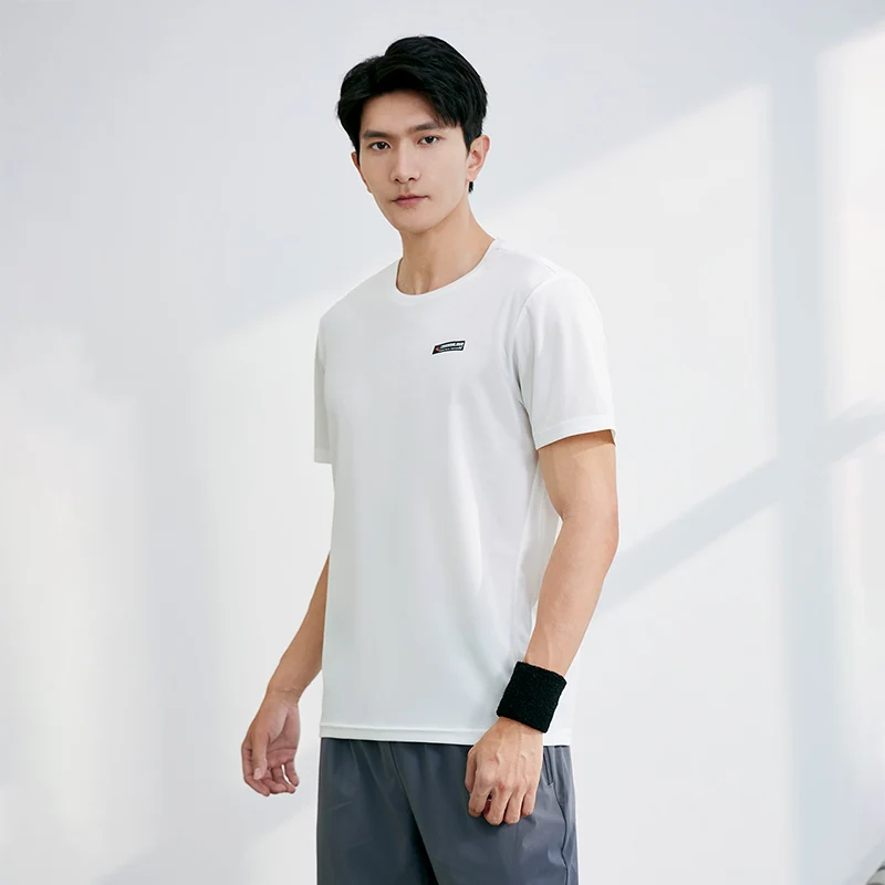 ストリートファッションの本質とは？Tシャツ選びの5ステップ徹底解説
