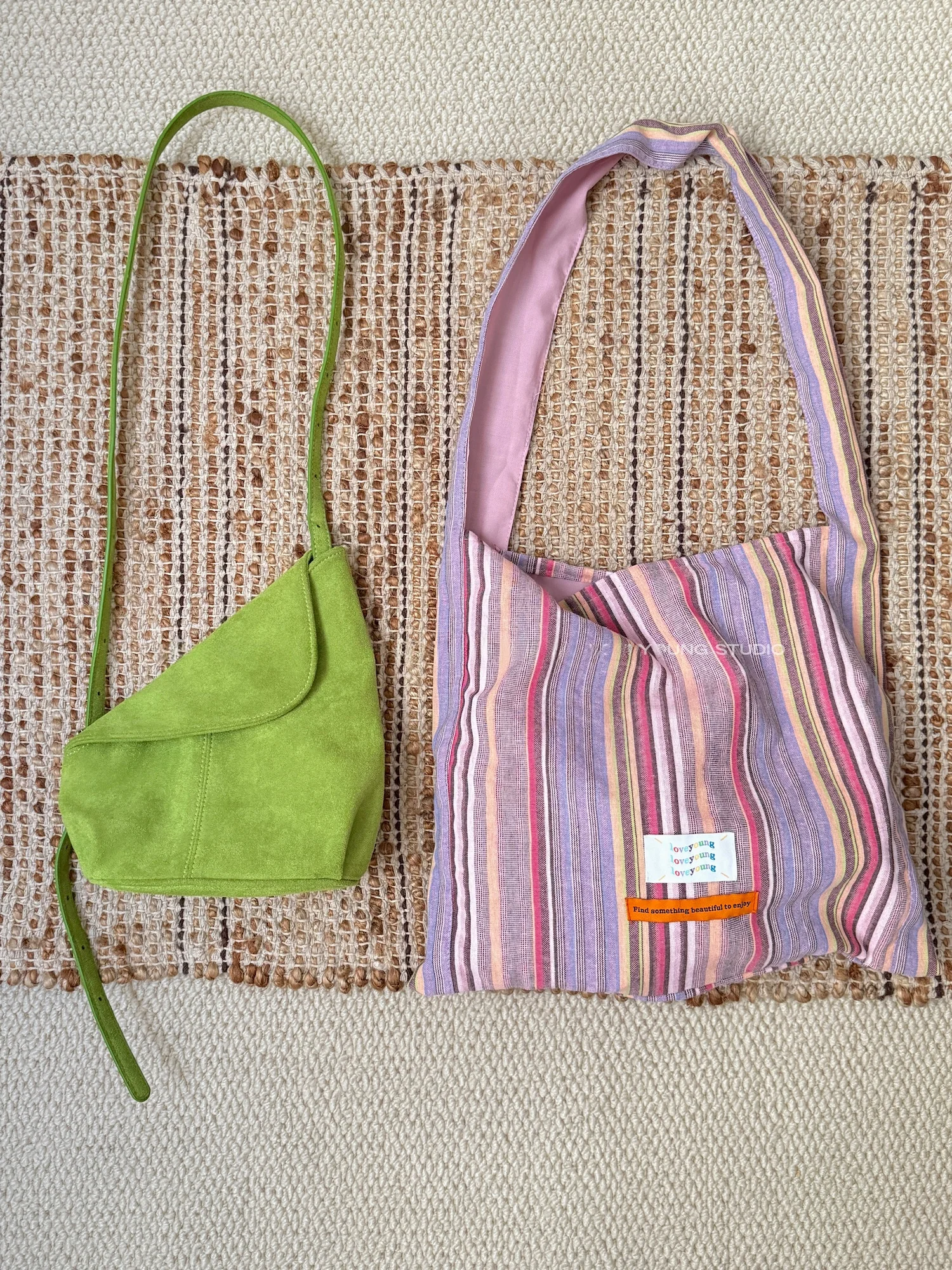 ストライプ布袋：軽量レトロ風デザインで日常の買い物を快適に