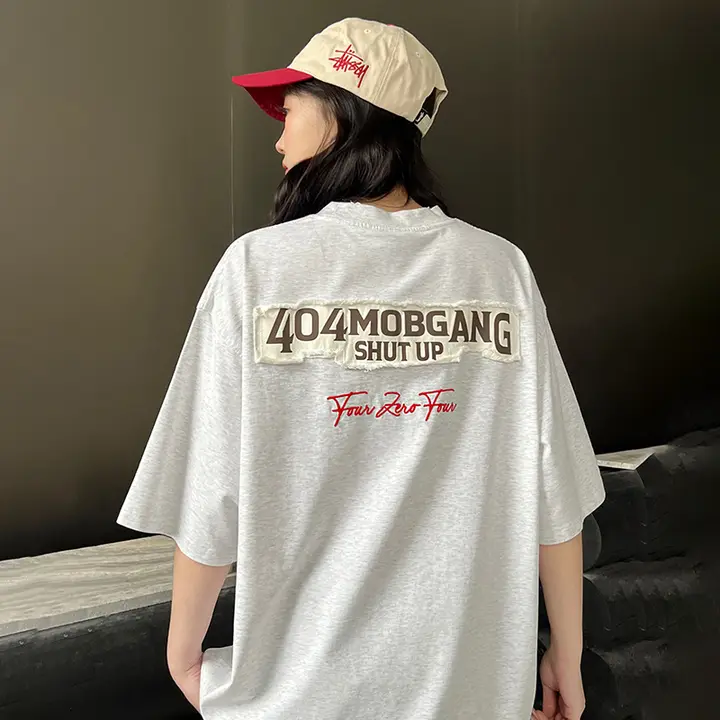 刺繍デザインのUVカット半袖Tシャツ【冷感素材・カップル向け・夏用】