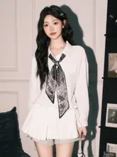 シルクスカーフ付きカラー翻领カジュアル長袖シャツ【女性用・オーバーサイズ・秋用・スリム フィットデザイン】