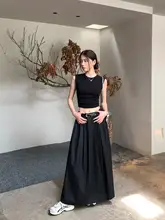pusumede ブラックショートタンクトップ【タイトフィット・ラウンドネック・ウエストデザイン】