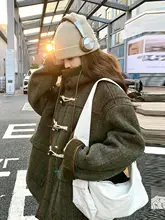 レトロスタイルのチェック柄パーカー【フード付き・加厚・ウール混】