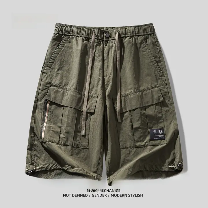 軽量アウトドアキャンプ風 レトロポケット付き工房ショートパンツ【夏用・薄手・ゆったり】（セットアップ対応）