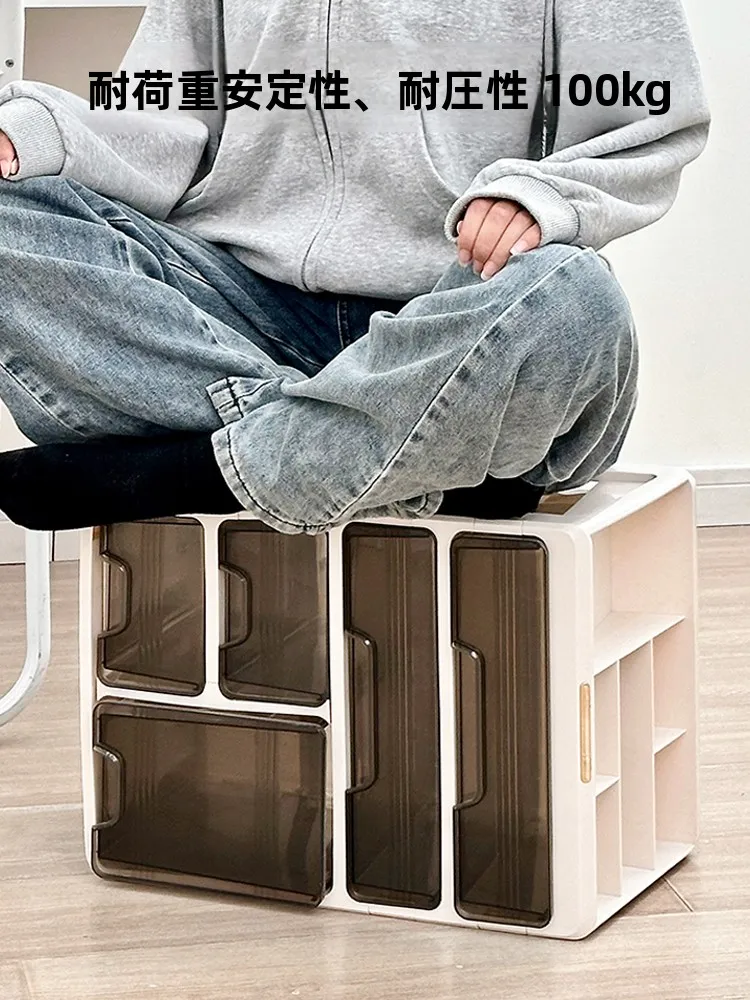 デスクの引き出しの中を整理するには、何が一番効果的？