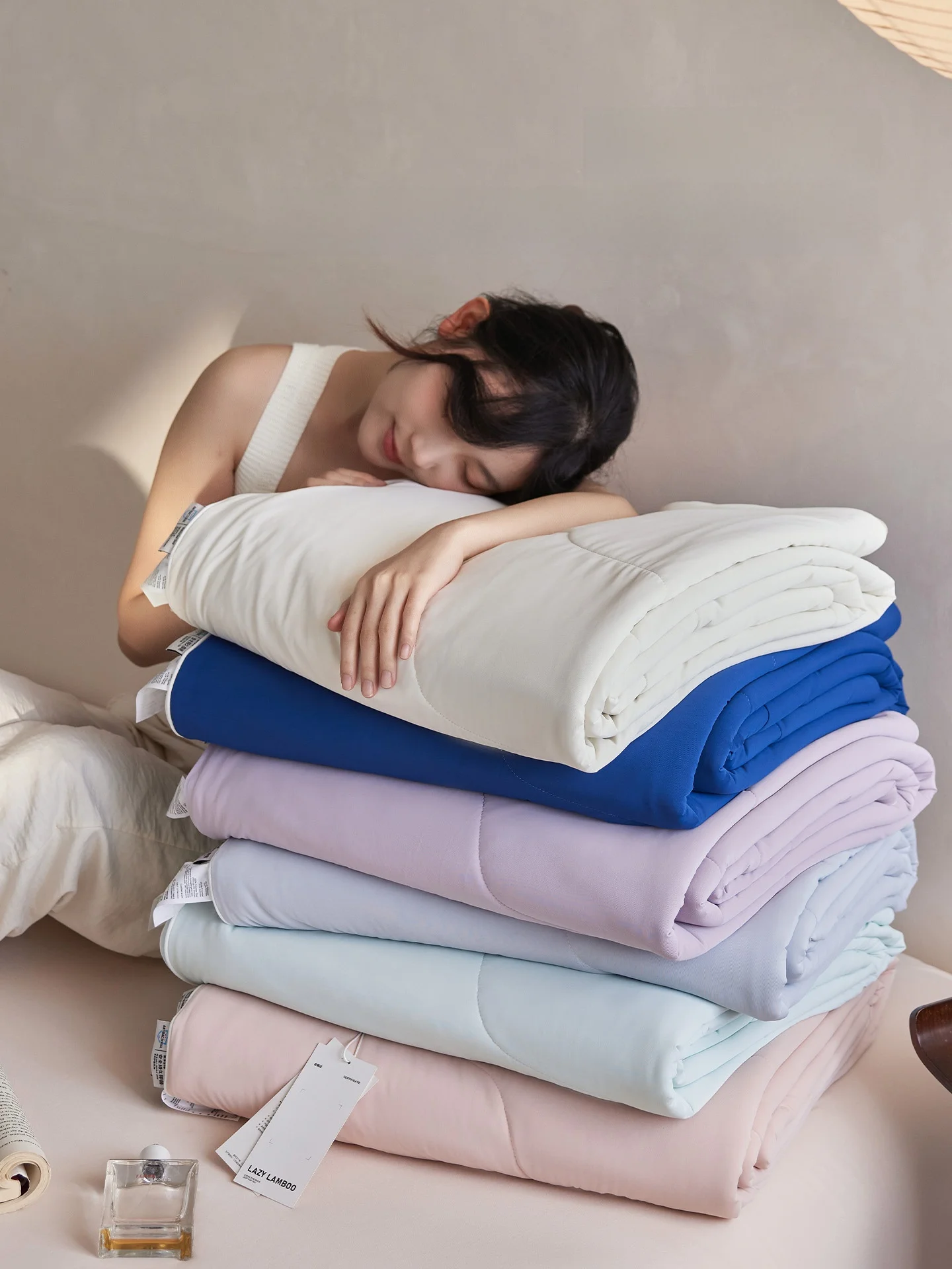 涼感アイスシルクケットで睡眠の質を高めるホームタイムの実用性を検証